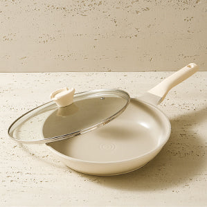 http://redchefhome.com/cdn/shop/collections/The_pans_Redchef_Category.jpg?v=1695369403